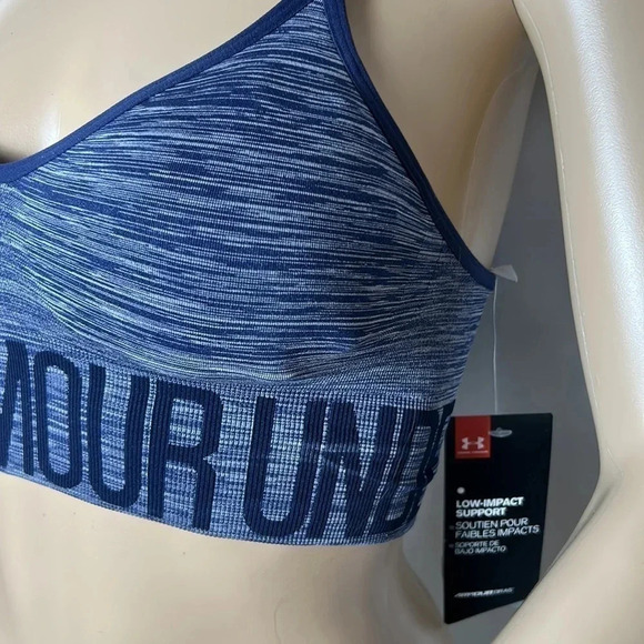 Under Armour low impact racerback sport bra, removable cups  ,adjustable straps - Picture 3 of 14